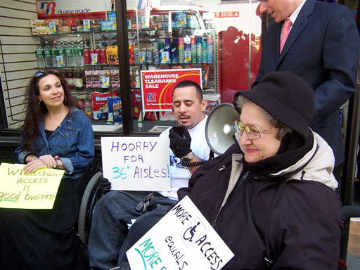 larger photo of Ramon Santos of CIDNY speaking on need for accessibility